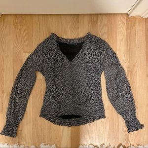 Abercrombie & Fitch long sleeve flower blouse